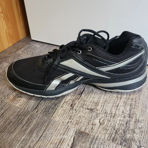 Reebok Womens Size 10 Athletic Sneakers Black Easytone Smooth fit - Picture 6 of 12